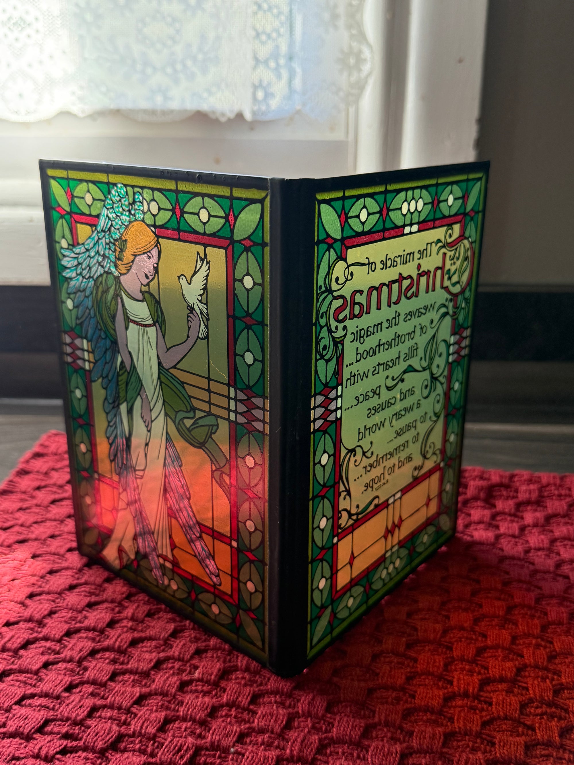 Vintage 1978 The Miracle of Christmas Stained Glass Display – Yorkraft Inc. | The Heirloom Collection