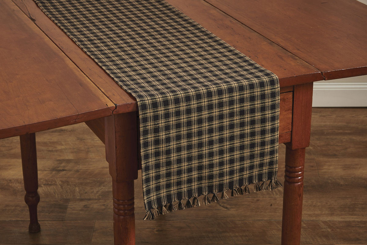 Sturbridge Black Table Runners 36"